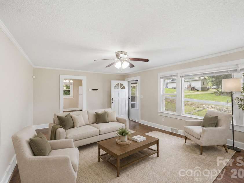 102 White Avenue, Kannapolis, NC 28081.  MLS# CAR4409366, YatesRealty ID 40657. 