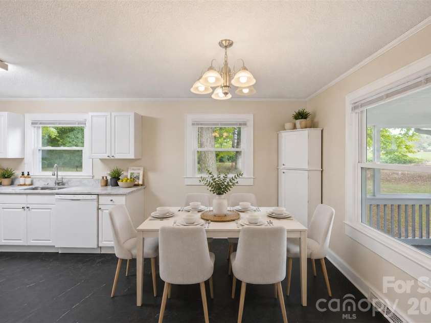 102 White Avenue, Kannapolis, NC 28081.  MLS# CAR4409366, YatesRealty ID 40657. 
