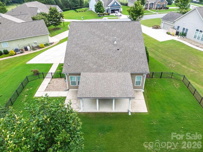 229 Hunters Hill Drive, Statesville, NC 28677.  MLS# CAR4409729, YatesRealty ID 40658. 