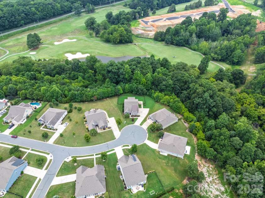 229 Hunters Hill Drive, Statesville, NC 28677.  MLS# CAR4409729, YatesRealty ID 40658. 