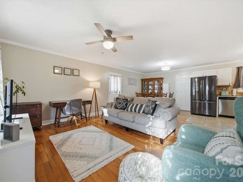 1437 Oak Hill Drive, Morganton, NC 28655.  MLS# CAR4347518, YatesRealty ID 4066. 