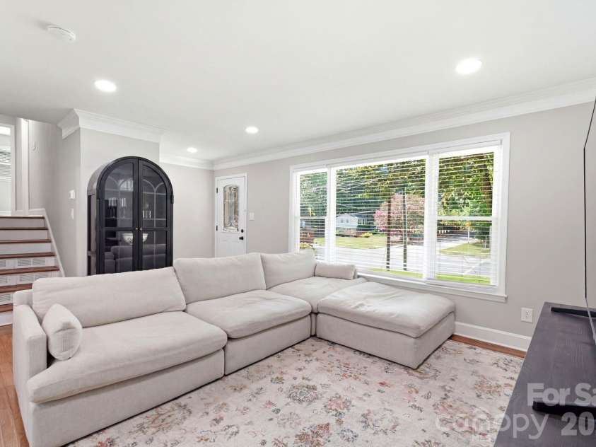 7552 Idlewild Road, Charlotte, NC 28212.  MLS# CAR4399804, YatesRealty ID 40660. 