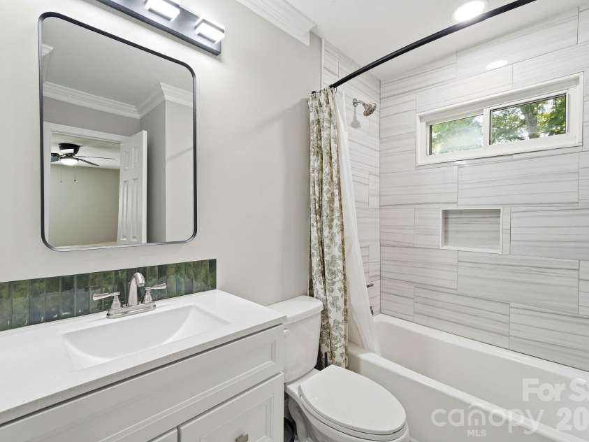 7552 Idlewild Road, Charlotte, NC 28212.  MLS# CAR4399804, YatesRealty ID 40660. 