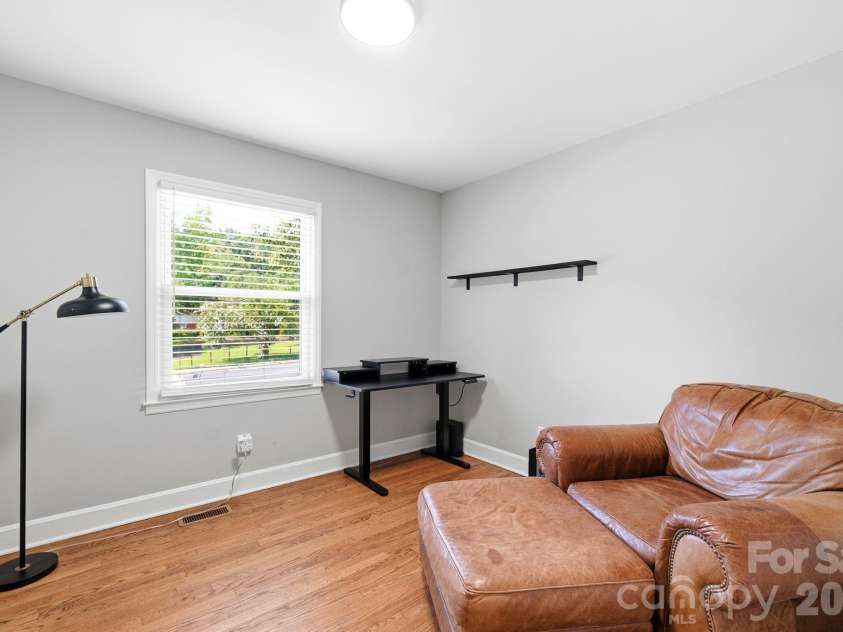 7552 Idlewild Road, Charlotte, NC 28212.  MLS# CAR4399804, YatesRealty ID 40660. 