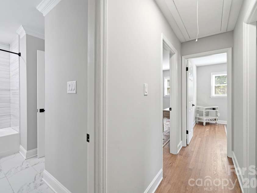 7552 Idlewild Road, Charlotte, NC 28212.  MLS# CAR4399804, YatesRealty ID 40660. 