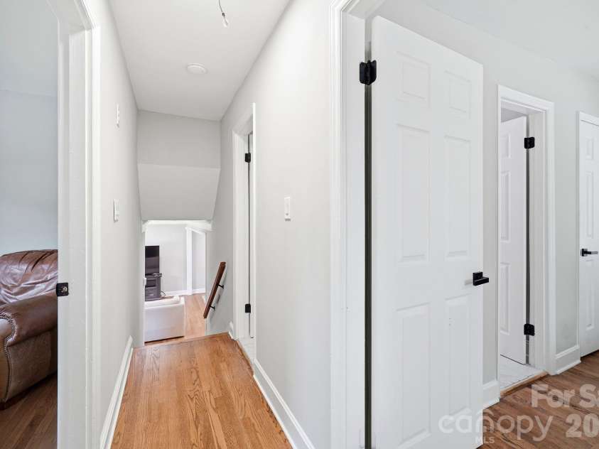 7552 Idlewild Road, Charlotte, NC 28212.  MLS# CAR4399804, YatesRealty ID 40660. 
