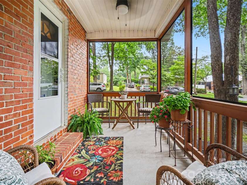 406 Nims Street, Fort Mill, SC 29715.  MLS# CAR4397166, YatesRealty ID 40663. 