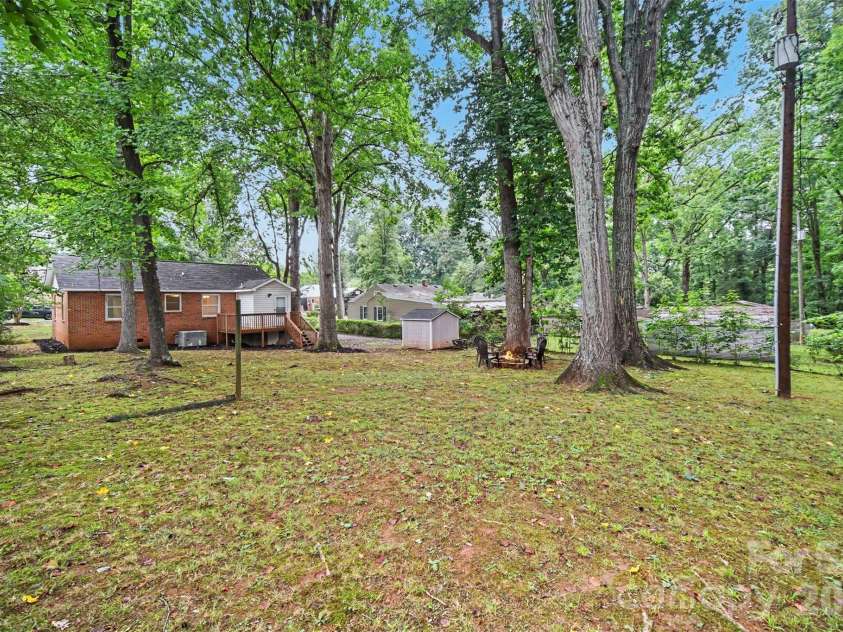 406 Nims Street, Fort Mill, SC 29715.  MLS# CAR4397166, YatesRealty ID 40663. 