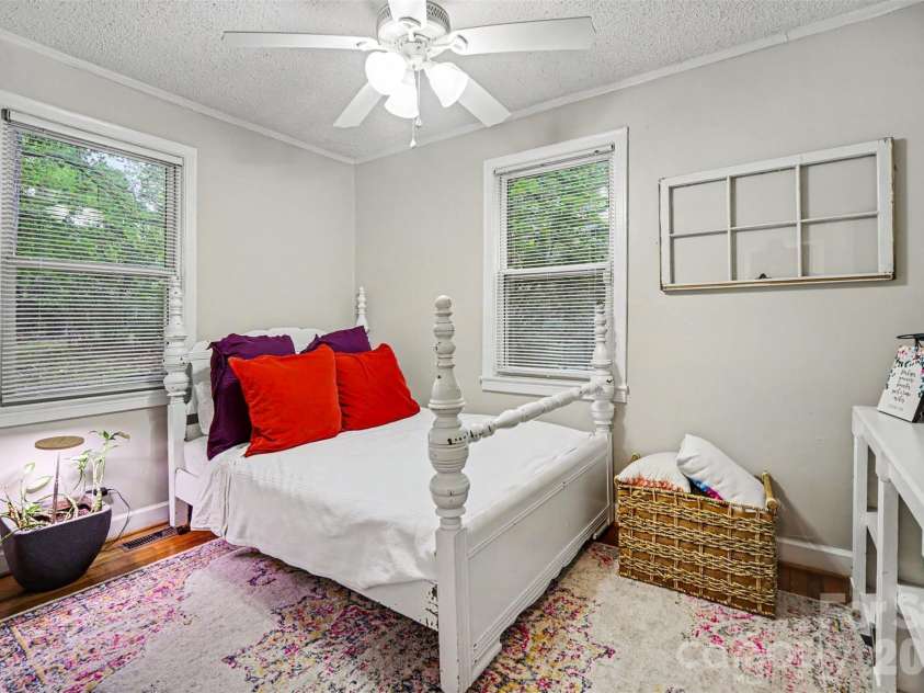 406 Nims Street, Fort Mill, SC 29715.  MLS# CAR4397166, YatesRealty ID 40663. 