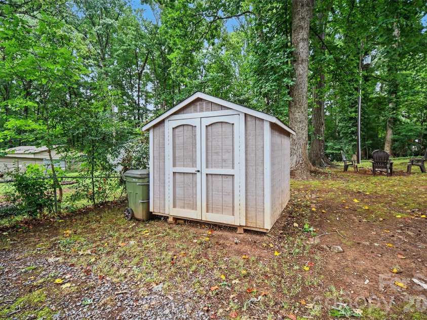 406 Nims Street, Fort Mill, SC 29715.  MLS# CAR4397166, YatesRealty ID 40663. Storage Shed