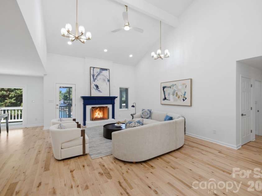 2494 Cherry Lane, Denver, NC 28037.  MLS# CAR4404242, YatesRealty ID 40664. Spacious great room with abundant natural light.