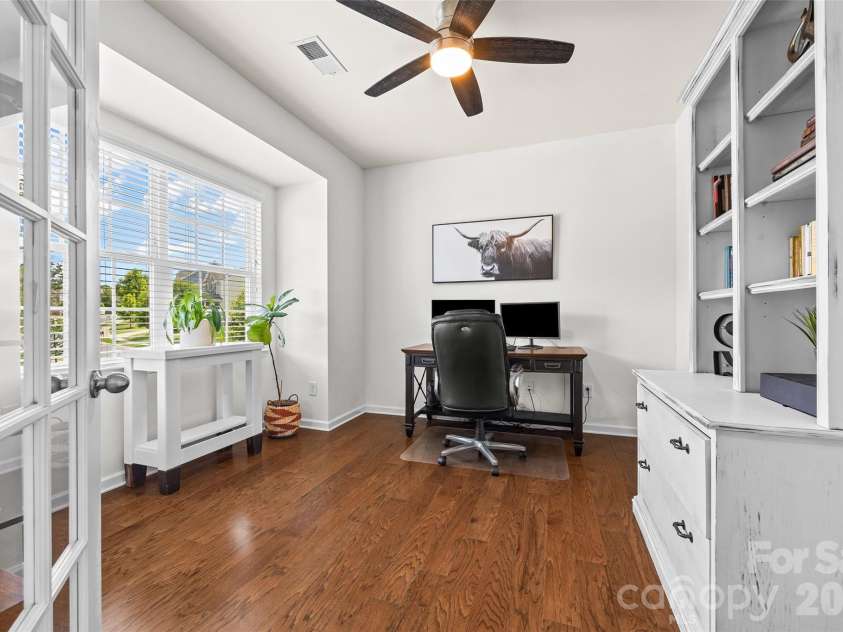 13403 Highflyer Woods Lane, Charlotte, NC 28278.  MLS# CAR4404795, YatesRealty ID 40665. 