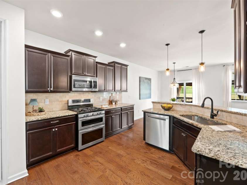 13403 Highflyer Woods Lane, Charlotte, NC 28278.  MLS# CAR4404795, YatesRealty ID 40665. 