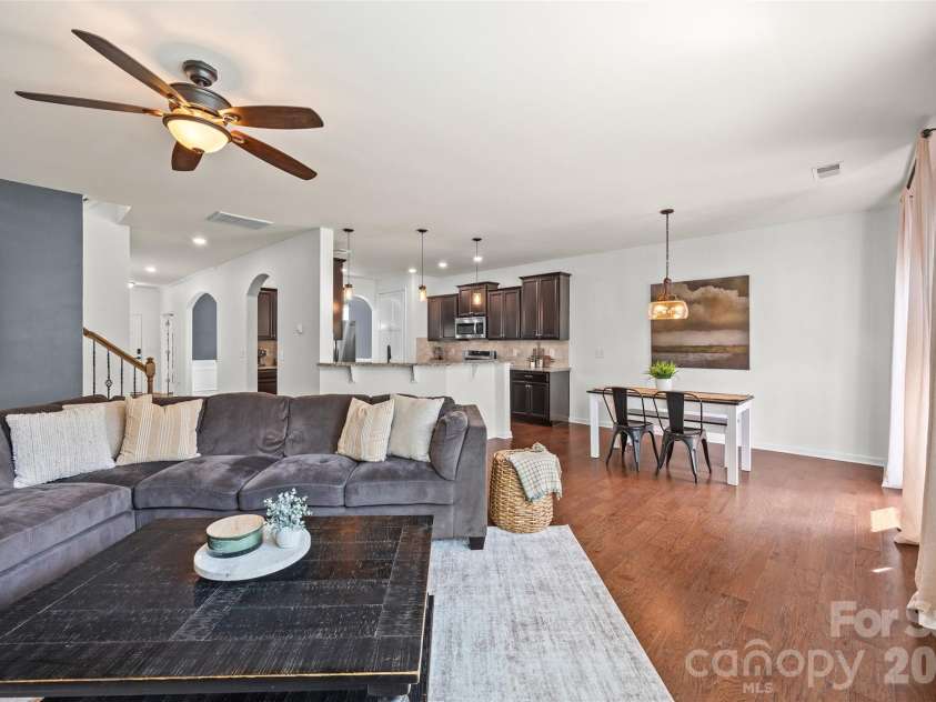 13403 Highflyer Woods Lane, Charlotte, NC 28278.  MLS# CAR4404795, YatesRealty ID 40665. 