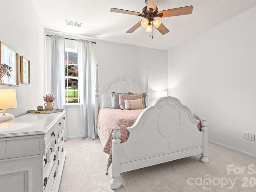 13403 Highflyer Woods Lane, Charlotte, NC 28278.  MLS# CAR4404795, YatesRealty ID 40665. 