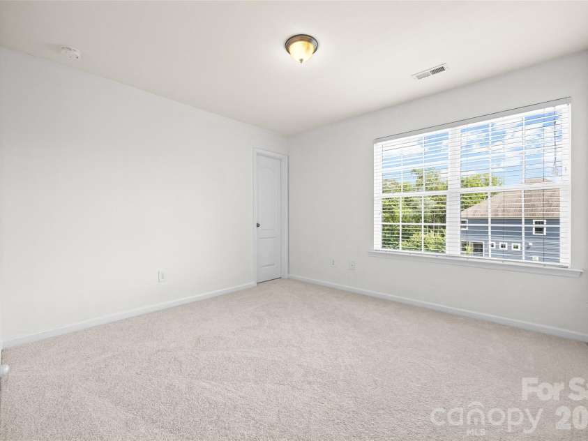 13403 Highflyer Woods Lane, Charlotte, NC 28278.  MLS# CAR4404795, YatesRealty ID 40665. 