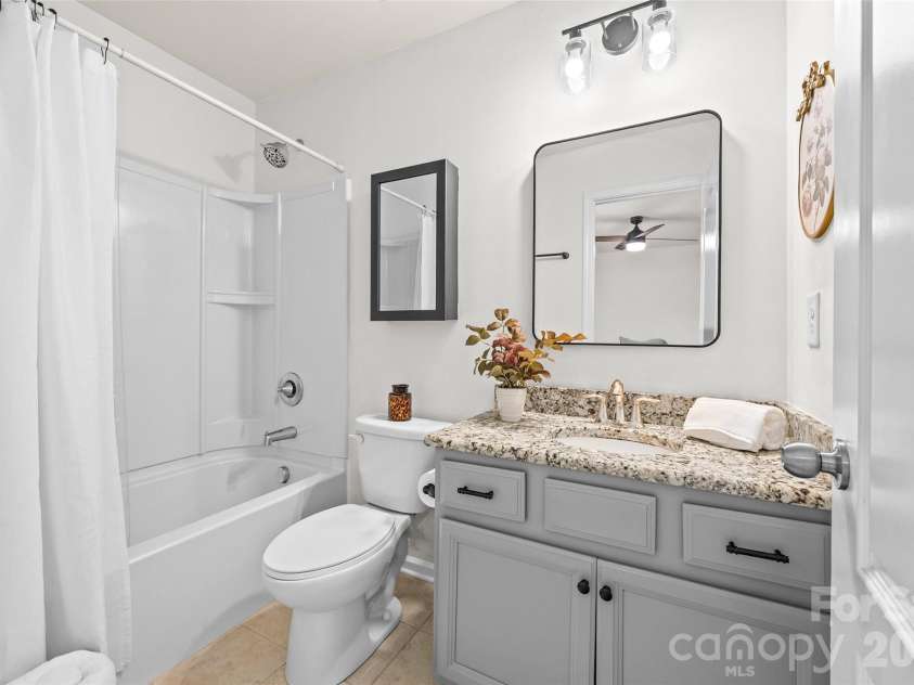 13403 Highflyer Woods Lane, Charlotte, NC 28278.  MLS# CAR4404795, YatesRealty ID 40665. 