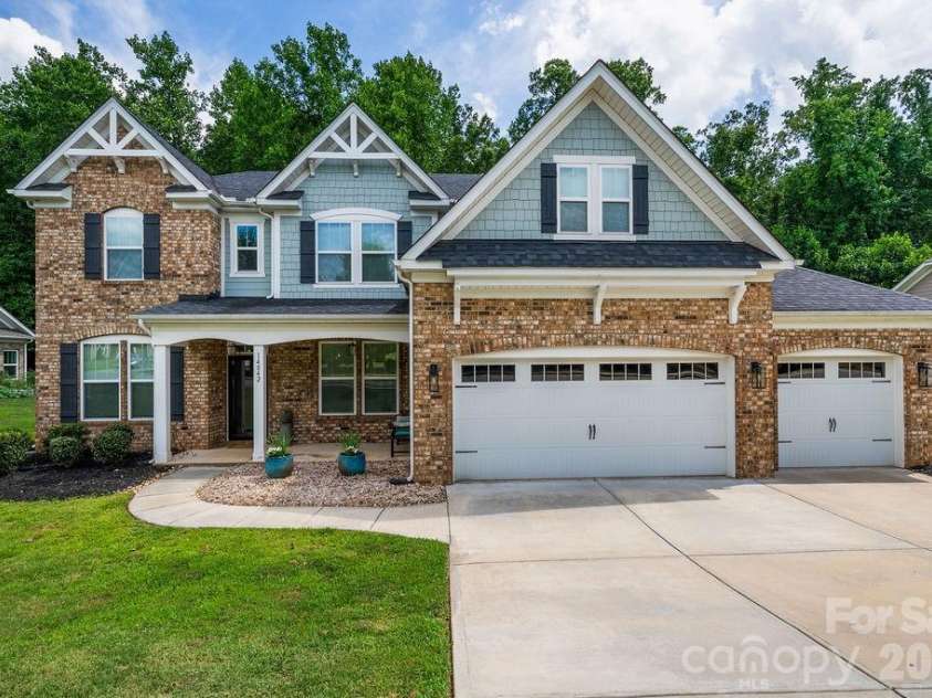 14842 Belleglade Trail, Mint Hill, NC 28227.  MLS# CAR4406402, YatesRealty ID 40667. 
