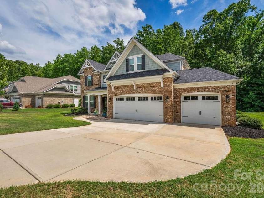 14842 Belleglade Trail, Mint Hill, NC 28227.  MLS# CAR4406402, YatesRealty ID 40667. 