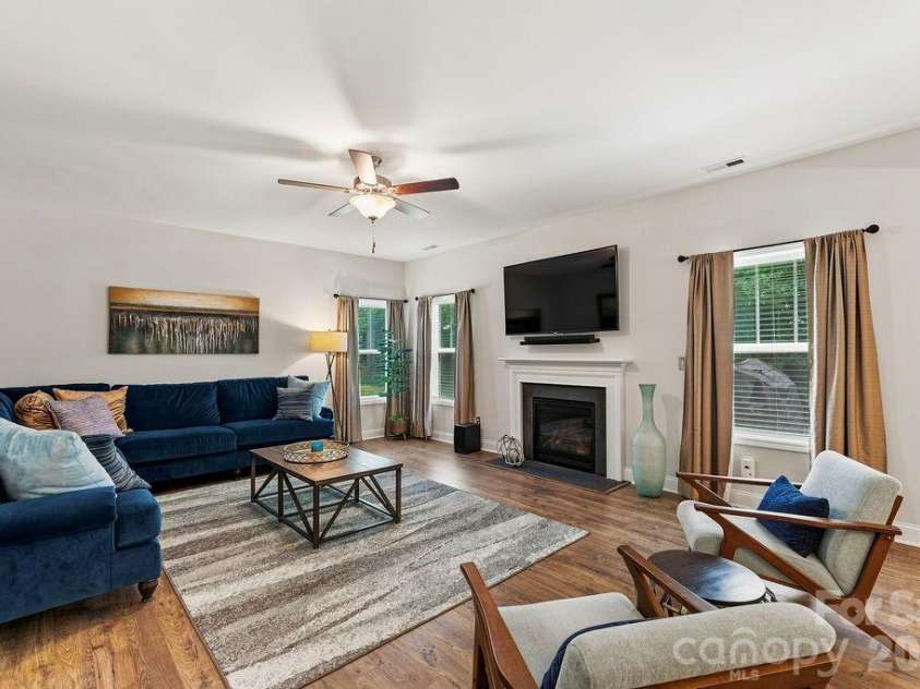 14842 Belleglade Trail, Mint Hill, NC 28227.  MLS# CAR4406402, YatesRealty ID 40667. 