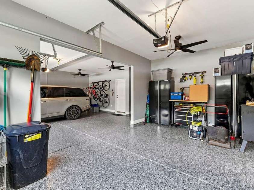14842 Belleglade Trail, Mint Hill, NC 28227.  MLS# CAR4406402, YatesRealty ID 40667. 