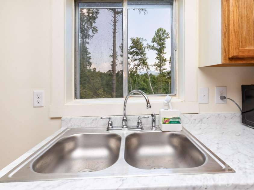 1860 Deer Park Lake Road, Spruce Pine, NC 28777.  MLS# CAR4408891, YatesRealty ID 40669. Kitchen Views!