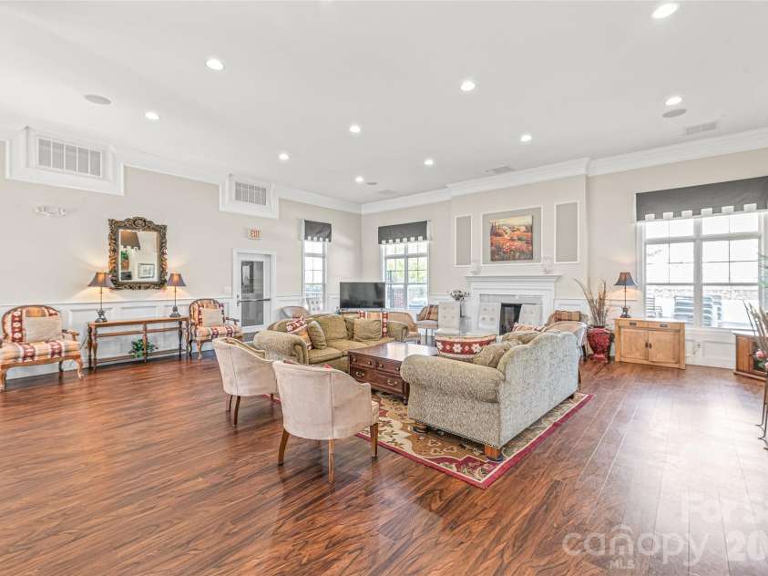 16464 Redstone Mountain Lane, Charlotte, NC 28277.  MLS# CAR4341427, YatesRealty ID 4067. Clubhouse