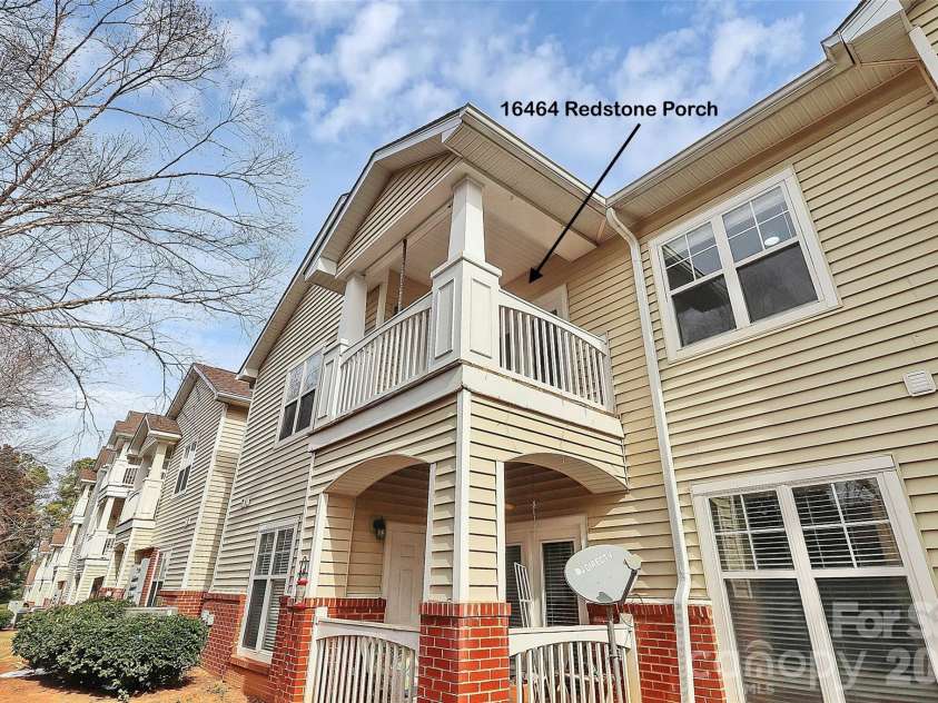 16464 Redstone Mountain Lane, Charlotte, NC 28277.  MLS# CAR4341427, YatesRealty ID 4067. Second Story Porch 