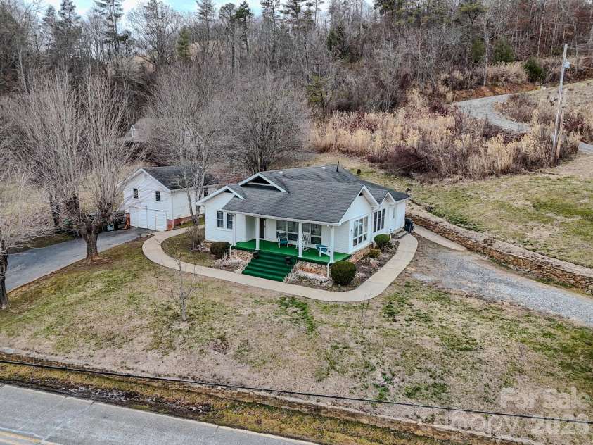 2301 Silver Mill Road, Marshall, NC 28753.  MLS# CAR4294103, YatesRealty ID 4067. 