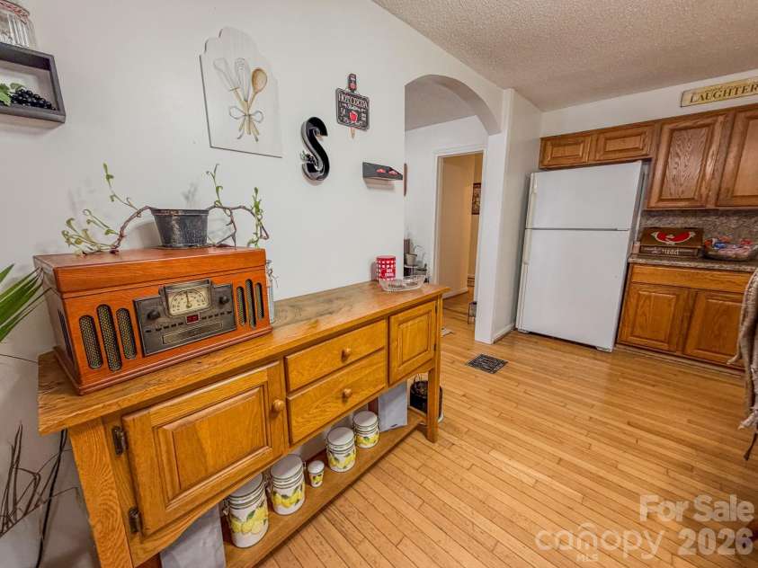 2301 Silver Mill Road, Marshall, NC 28753.  MLS# CAR4294103, YatesRealty ID 4067. 