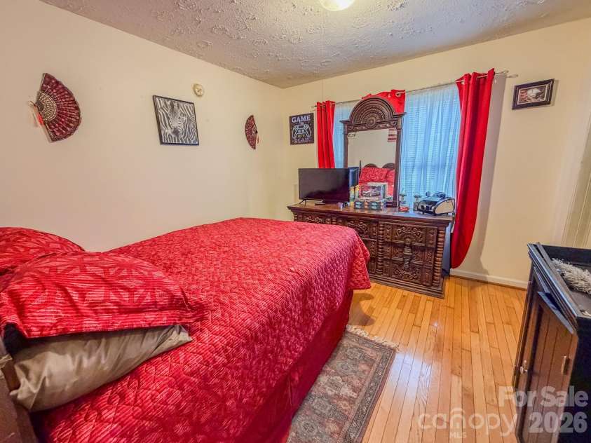 2301 Silver Mill Road, Marshall, NC 28753.  MLS# CAR4294103, YatesRealty ID 4067. 
