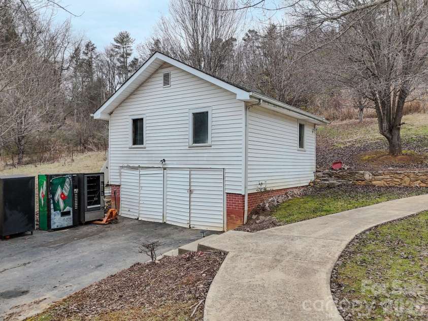 2301 Silver Mill Road, Marshall, NC 28753.  MLS# CAR4294103, YatesRealty ID 4067. 