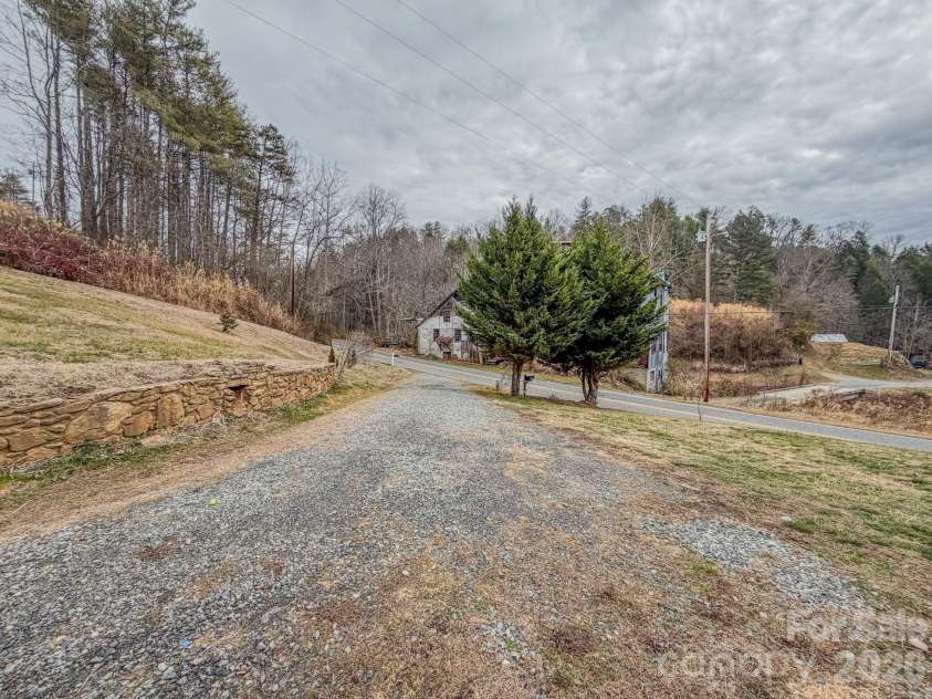 2301 Silver Mill Road, Marshall, NC 28753.  MLS# CAR4294103, YatesRealty ID 4067. 