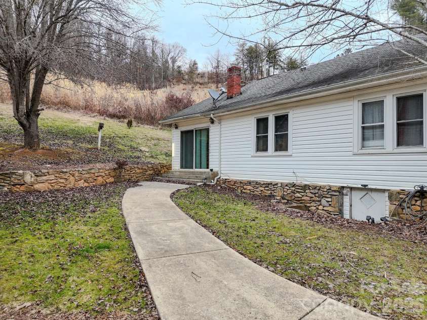 2301 Silver Mill Road, Marshall, NC 28753.  MLS# CAR4294103, YatesRealty ID 4067. 