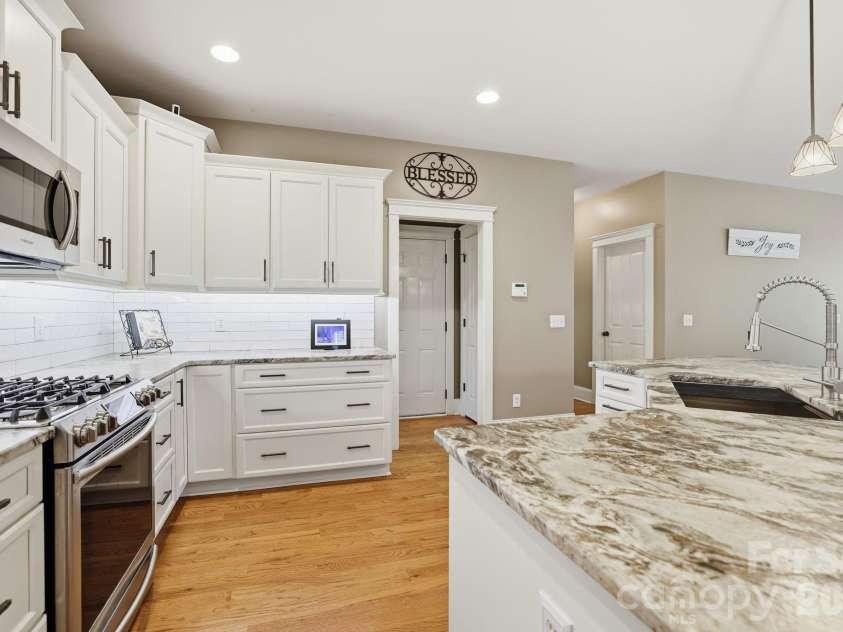 705 Glenn Allen Way, Fort Mill, SC 29715.  MLS# CAR4409601, YatesRealty ID 40670. 