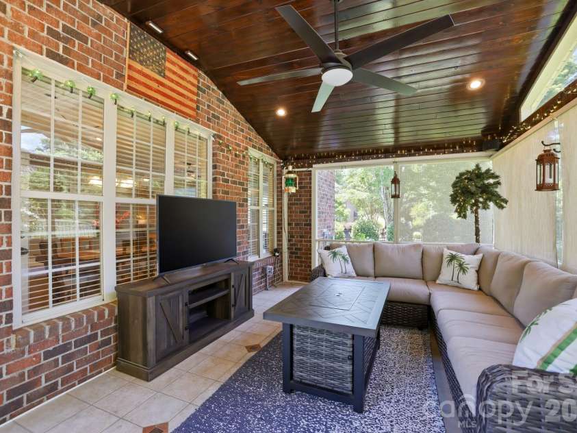 705 Glenn Allen Way, Fort Mill, SC 29715.  MLS# CAR4409601, YatesRealty ID 40670. 