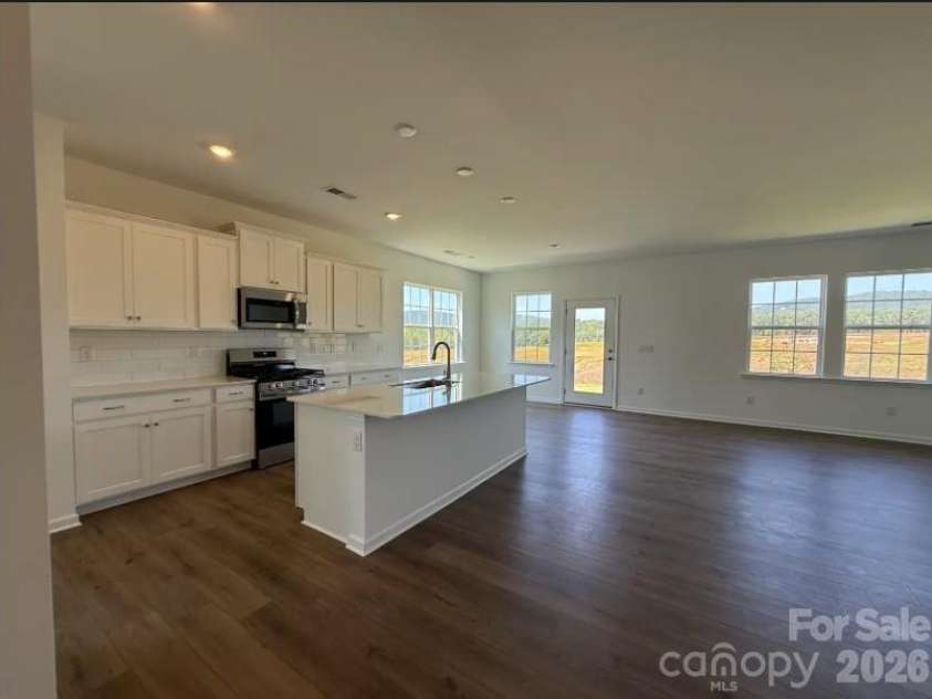 7122 Juneberry Way, Maiden, NC 28650.  MLS# CAR4408647, YatesRealty ID 40677. 