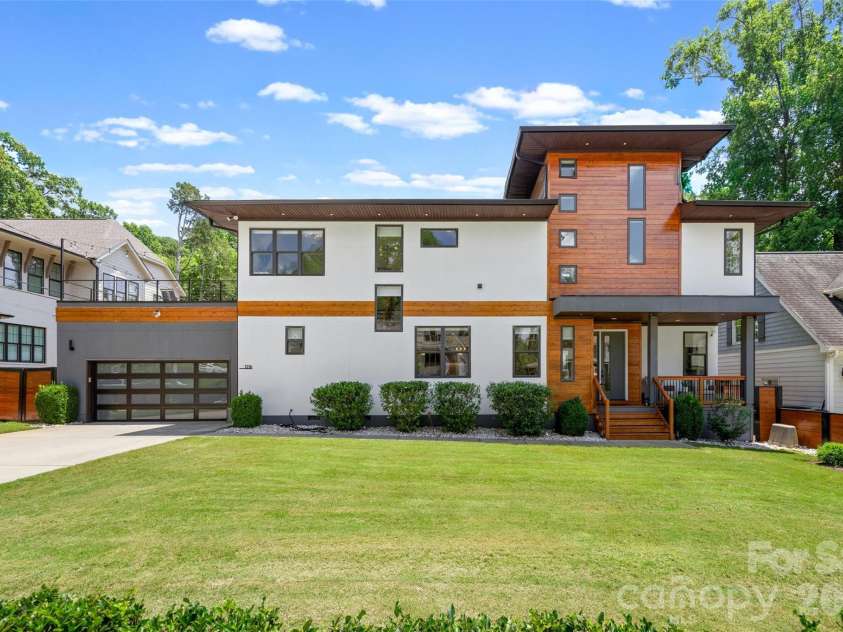 1216 Goodwin Avenue, Charlotte, NC 28205.  MLS# CAR4399899, YatesRealty ID 40678. 