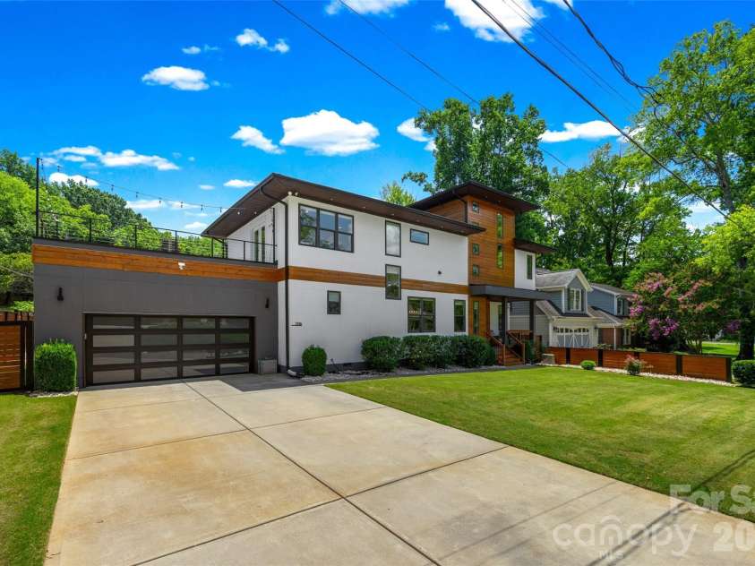 1216 Goodwin Avenue, Charlotte, NC 28205.  MLS# CAR4399899, YatesRealty ID 40678. 