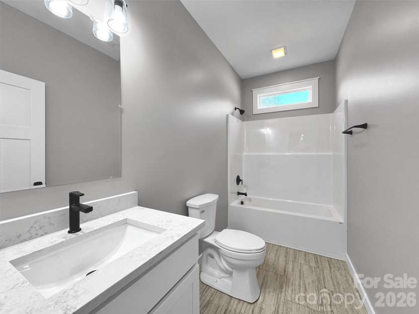 171 Peyton Elaine Road, Clyde, NC 28721.  MLS# CAR4333107, YatesRealty ID 4068. Second Bathroom
