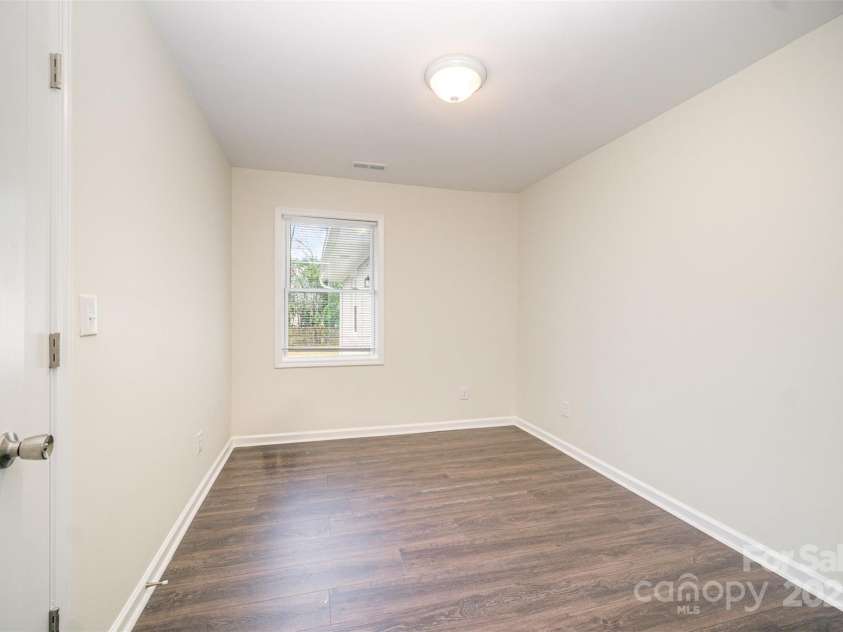 8624 Sharonbrook Drive, Charlotte, NC 28210.  MLS# CAR4329528, YatesRealty ID 4068. 