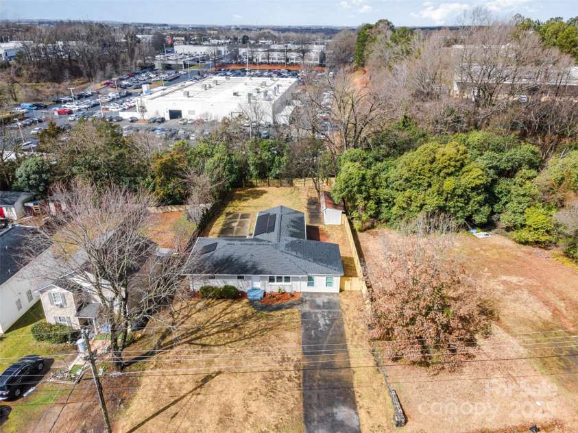 8624 Sharonbrook Drive, Charlotte, NC 28210.  MLS# CAR4329528, YatesRealty ID 4068. 