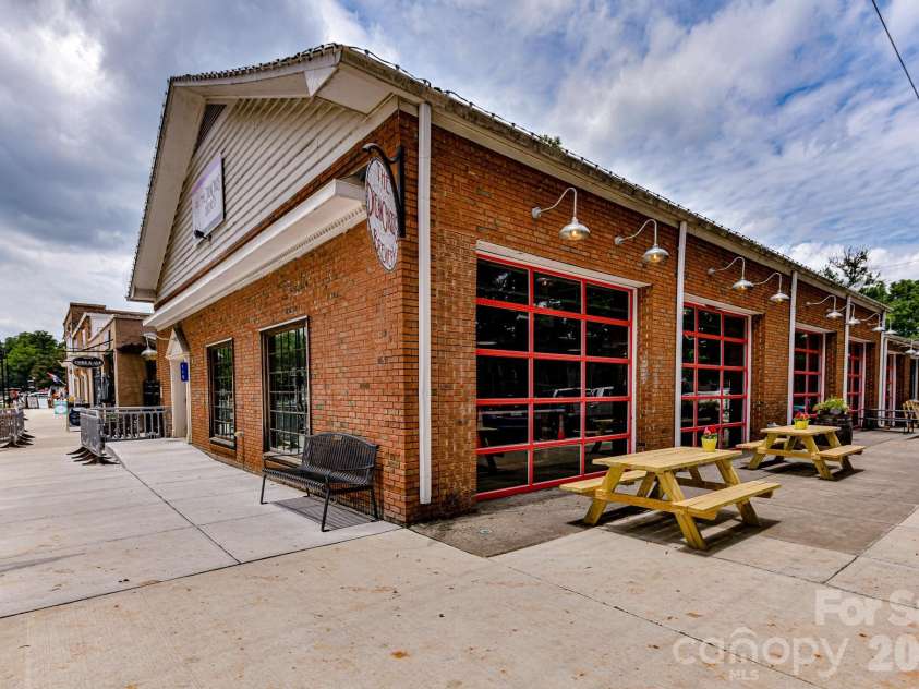 3115 Potter Road, Waxhaw, NC 28173.  MLS# CAR4406942, YatesRealty ID 40681. 