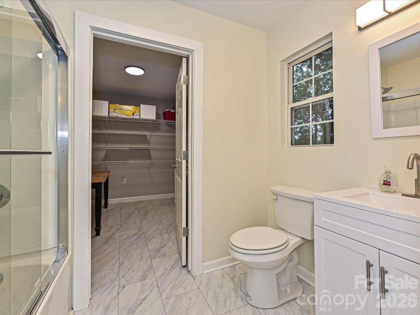 3115 Potter Road, Waxhaw, NC 28173.  MLS# CAR4406942, YatesRealty ID 40681. Second Bath / near kitchen and bedroom 3