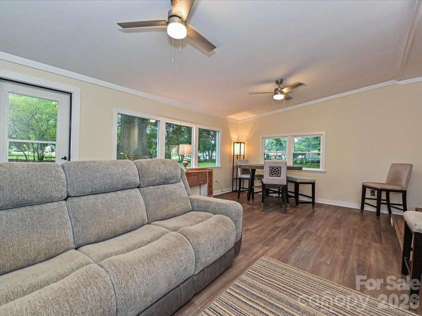3115 Potter Road, Waxhaw, NC 28173.  MLS# CAR4406942, YatesRealty ID 40681. Sunroom Addition
