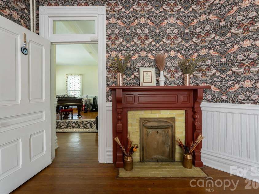 411 Union Street, Morganton, NC 28655.  MLS# CAR4405061, YatesRealty ID 40682. 