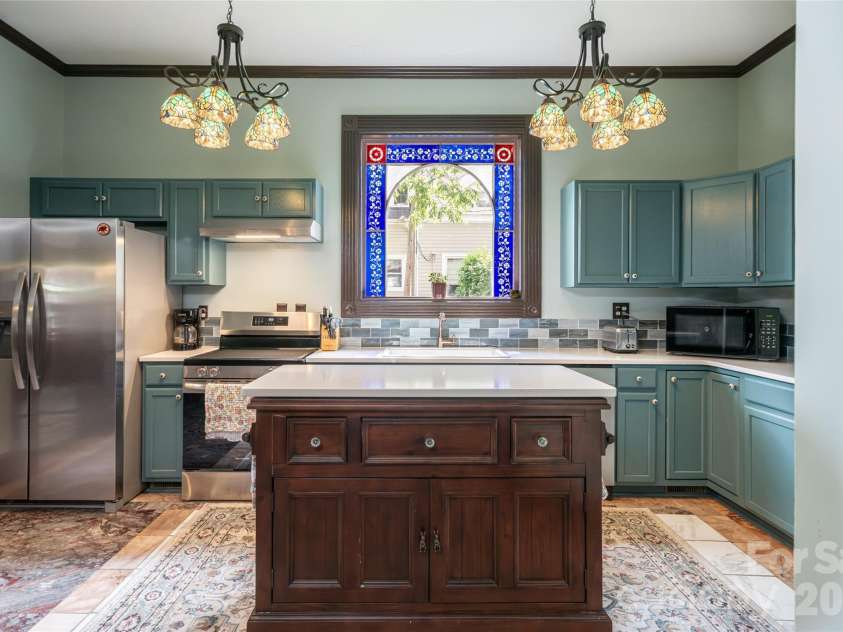 411 Union Street, Morganton, NC 28655.  MLS# CAR4405061, YatesRealty ID 40682. 