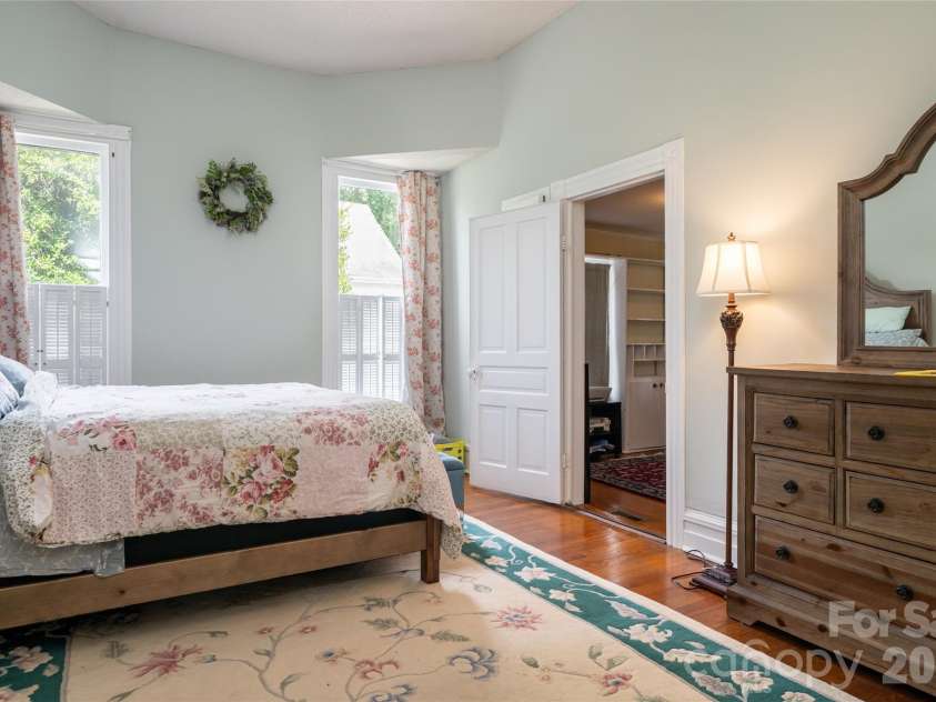 411 Union Street, Morganton, NC 28655.  MLS# CAR4405061, YatesRealty ID 40682. 