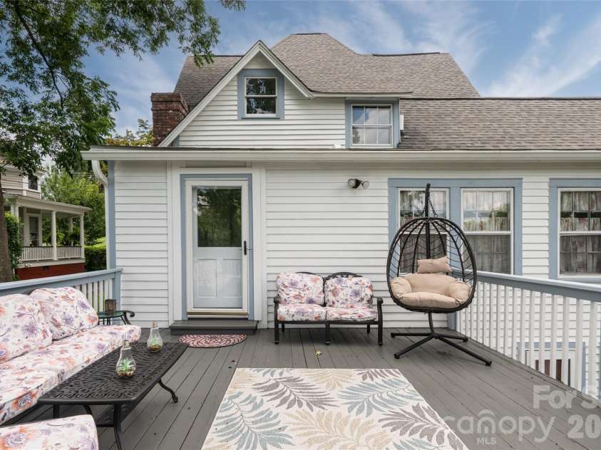 411 Union Street, Morganton, NC 28655.  MLS# CAR4405061, YatesRealty ID 40682. 