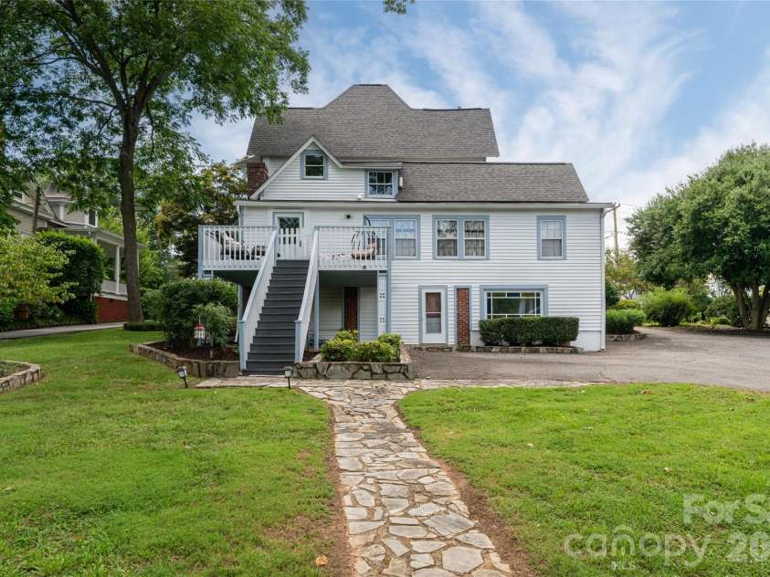 411 Union Street, Morganton, NC 28655.  MLS# CAR4405061, YatesRealty ID 40682. 